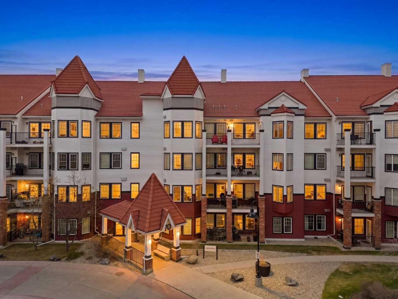 Property Photo:  70 Royal Oak Plaza NW 306  AB T3G 0C6 