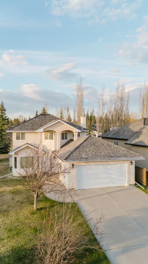 Property Photo:  9316 Wedgewood Drive S  AB T8W 2G5 