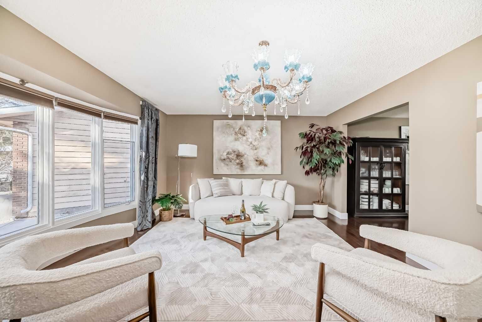Property Photo:  36 Varsity Estates Court NW  AB T3B 5B1 
