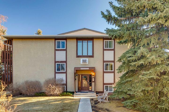 Property Photo:  366 94 Avenue SE 54  AB T2J 5P1 