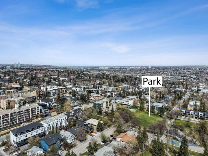 Property Photo:  2220 16A Street SW 301  AB T2T 4K2 