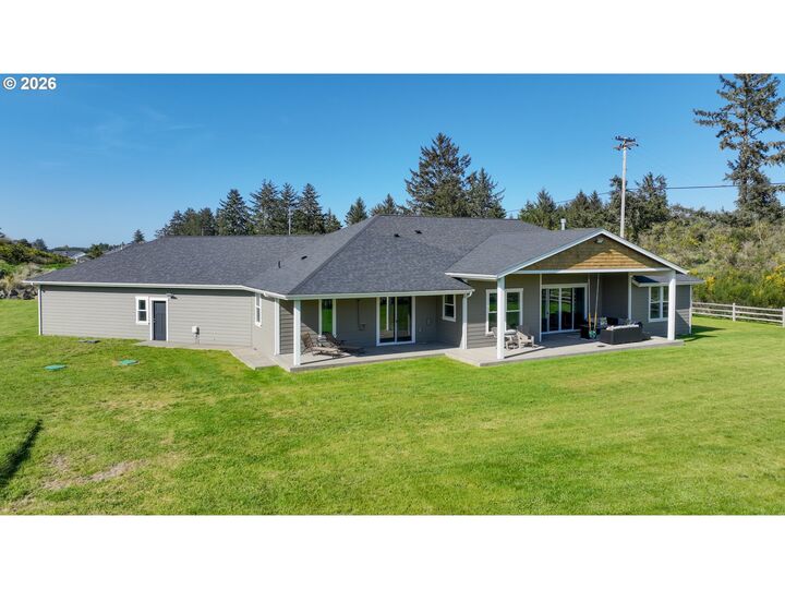 Property Photo: 89120 Arrowhead Rd OR 97146