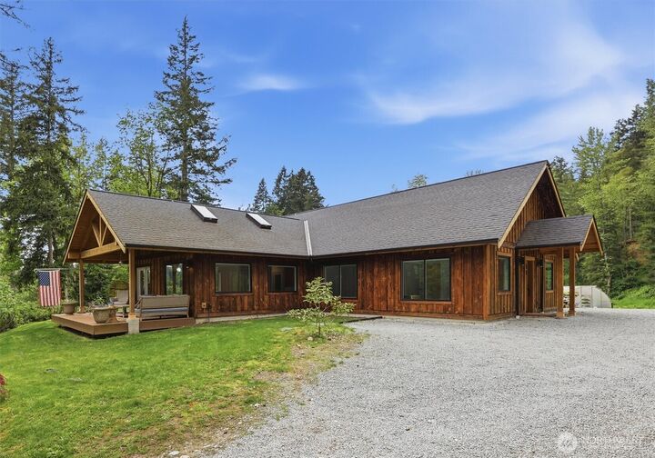 Property Photo: 1815 Sunday Lake Road WA 98292