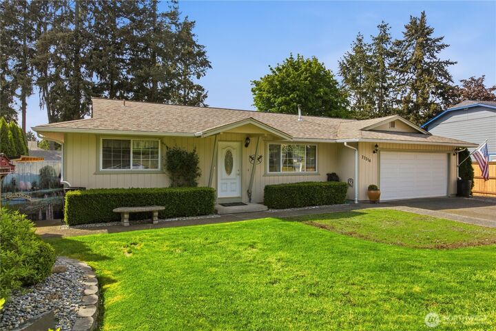 Property Photo:  22314  50th Avenue Ct E  WA 98387 