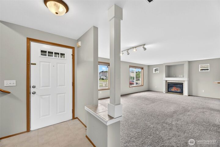 Property Photo:  7409  Village Drive  WA 98390 