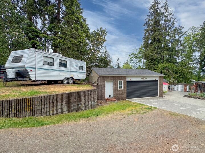 Property Photo:  372  Fleming Drive  WA 98382 