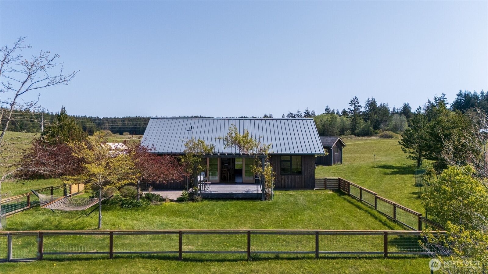 Property Photo:  140  Sweetbrier Lane  WA 98261 
