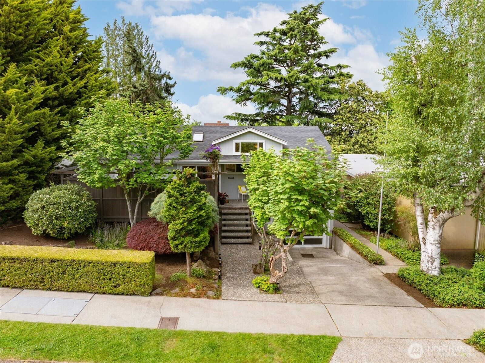 Property Photo:  6420 NE 60th Street  WA 98115 