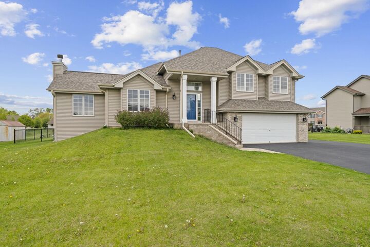 Property Photo:  13225 Wynstone Way  IL 61072 