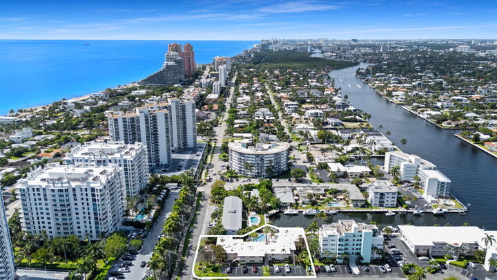 Property Photo:  2825 NE 33rd 201  FL 33308 