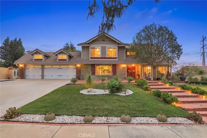 Property Photo:  2240 N Campus Avenue  CA 91784 