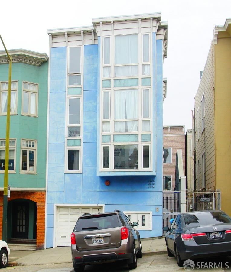 Property Photo:  2928-2932 Larkin Street  CA 94109 