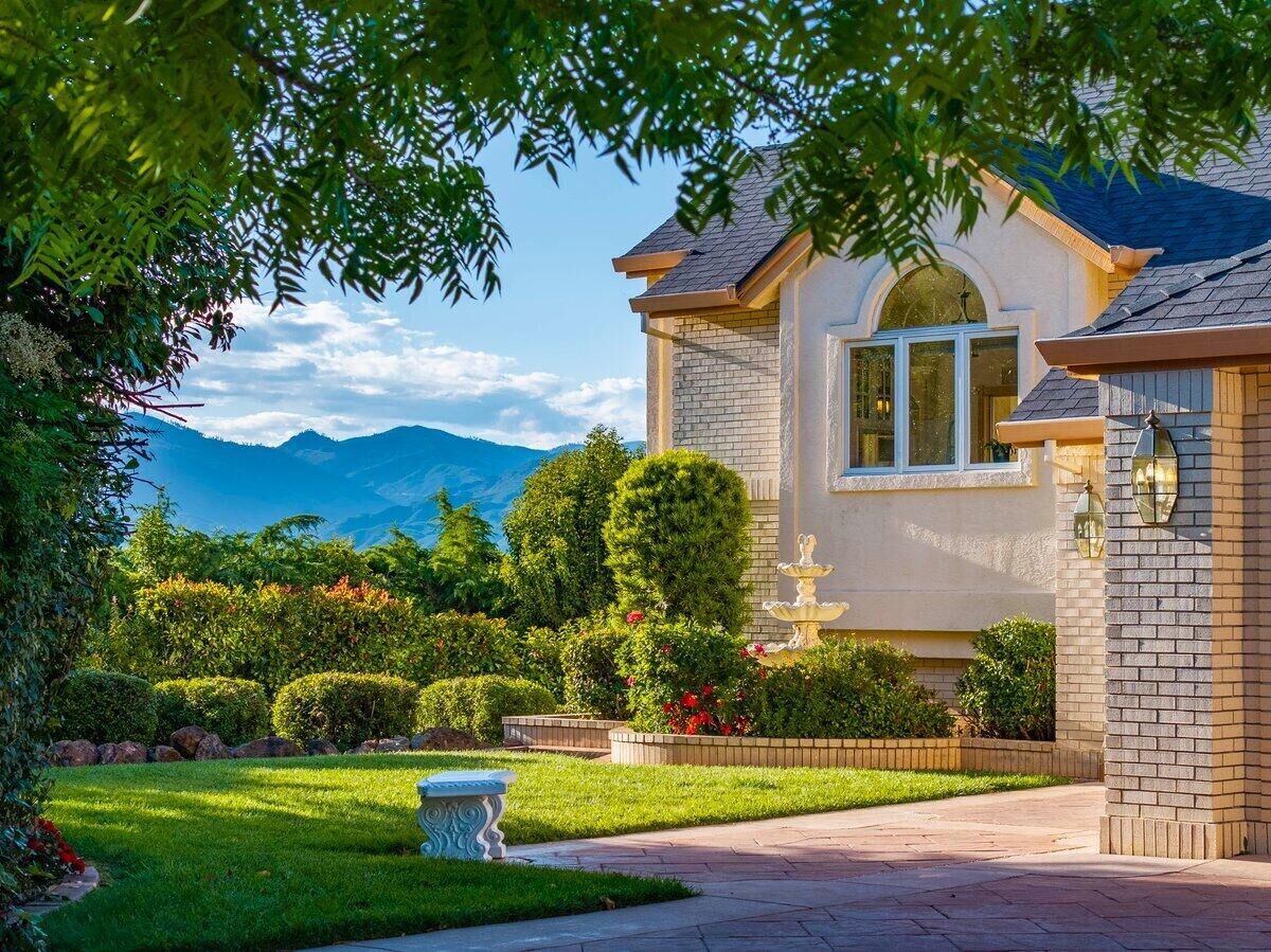 Property Photo:  3197 Pinot Path  CA 96001 