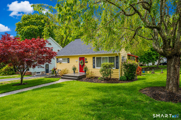 Property Photo:  159 Arden Road  CT 06708 