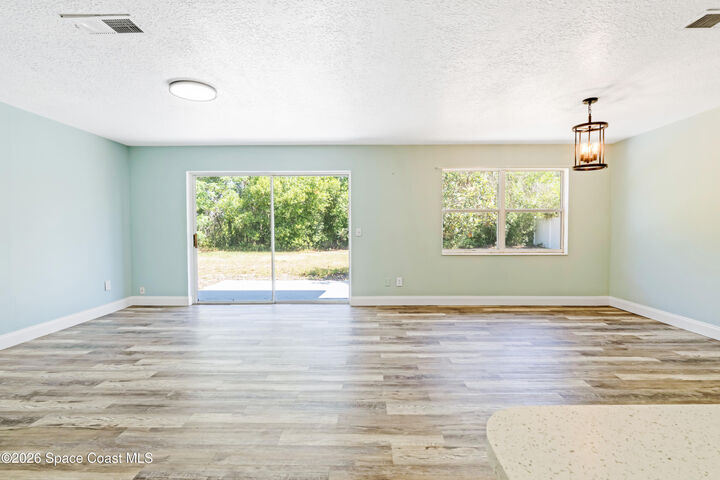 Property Photo:  850 Karen Drive  FL 32780 