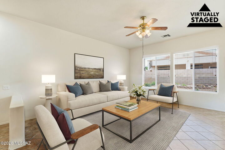 Property Photo:  333 W Continental Vista Place  AZ 85614 