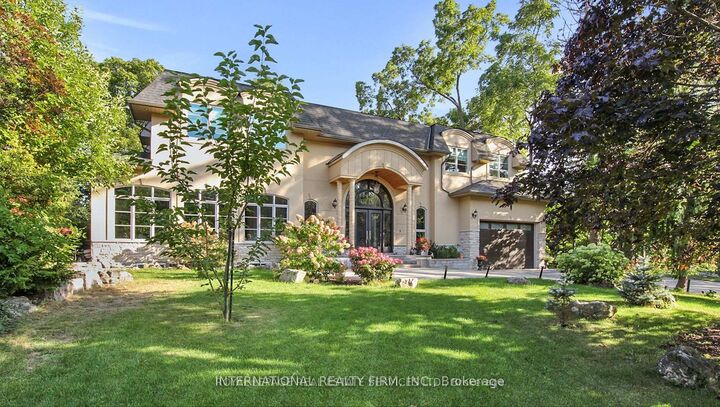 1286 Cambridge Drive — photo 1