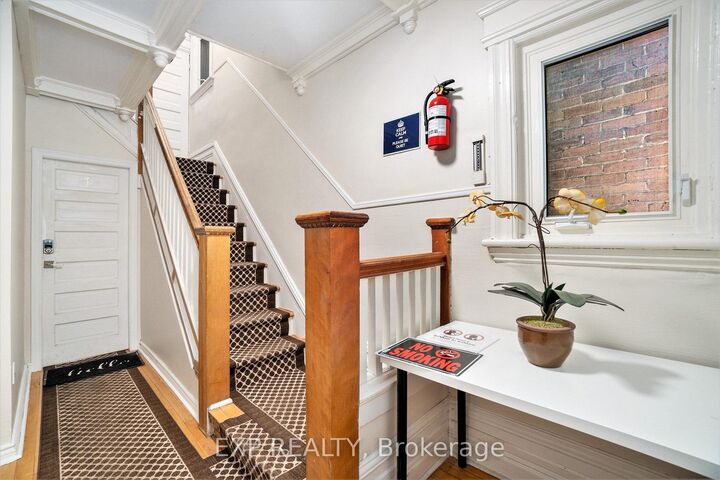 Property Photo: 350 Fifth Avenue ON K1S 2N8