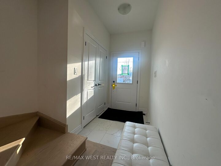 Property Photo: 131 Guelph Street ON L1H 6H8
