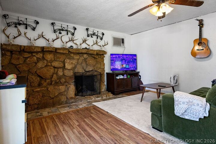 Property Photo:  71142 S 338 Rd Road  OK 74467 