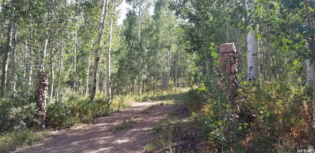 Property Photo:  7565 N Jim Bridger Dr H52  UT 84317 