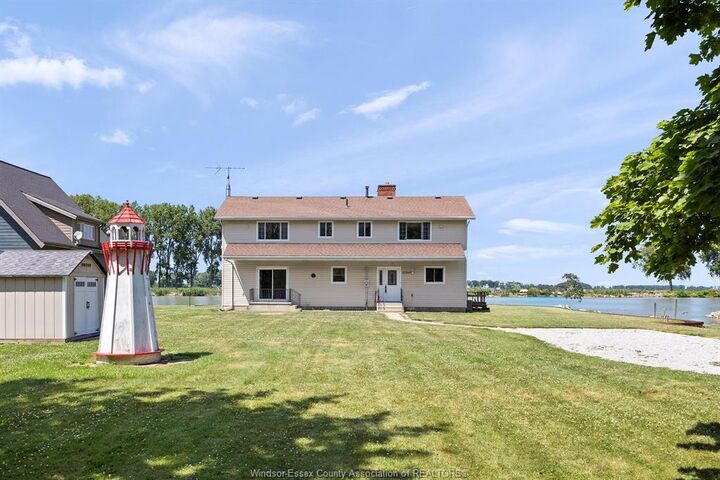 Property Photo:  21240 Dockside  ON N0P 1L0 