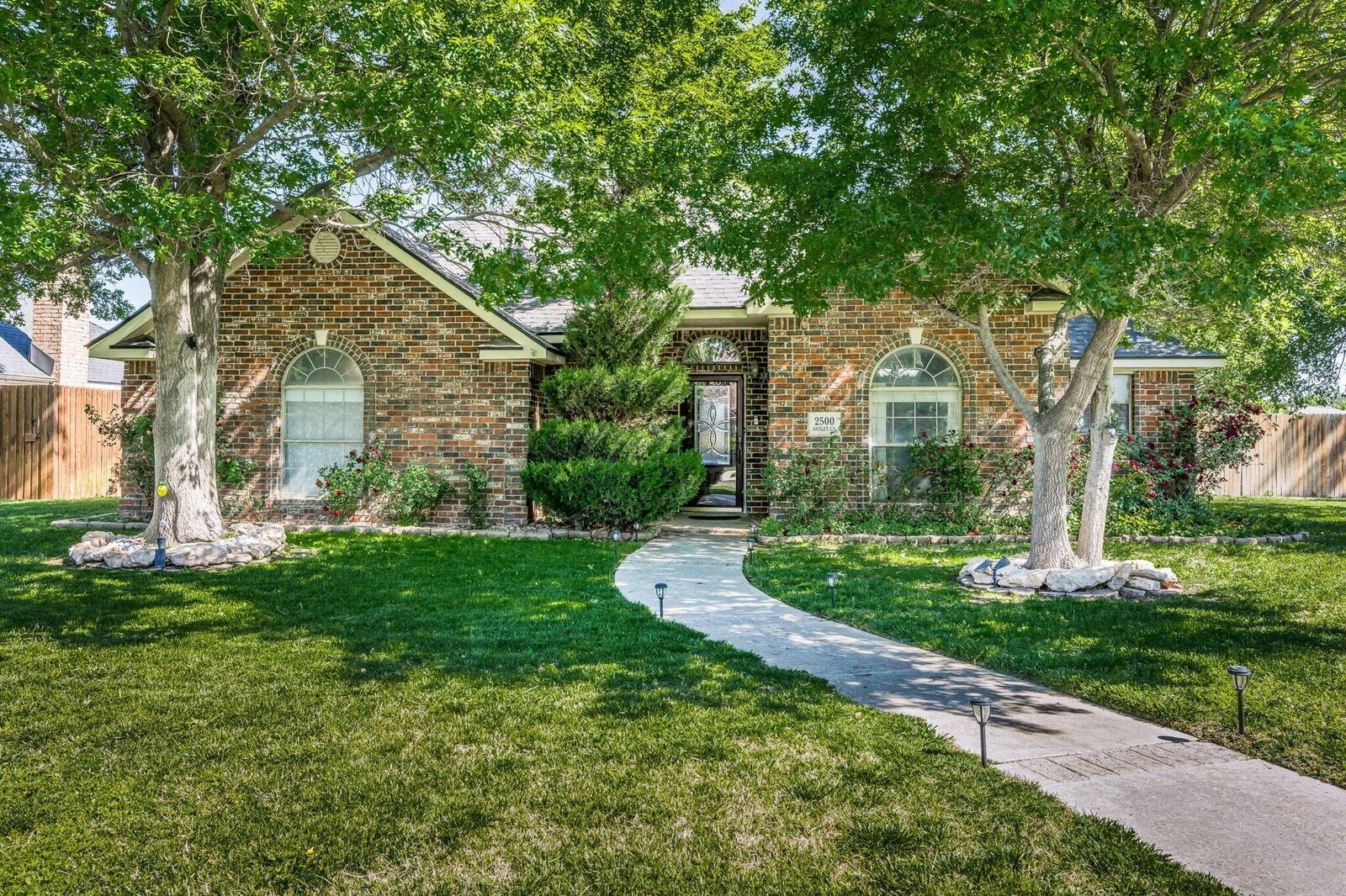 Property Photo:  2500 Ashley Lane  TX 79118-7861 