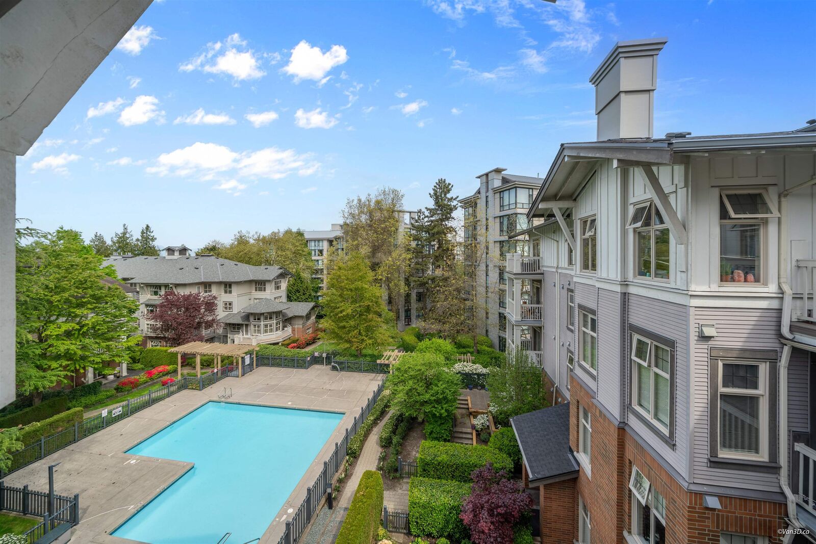 Property Photo: 4883 Maclure Mews 404 BC V6J 5M8