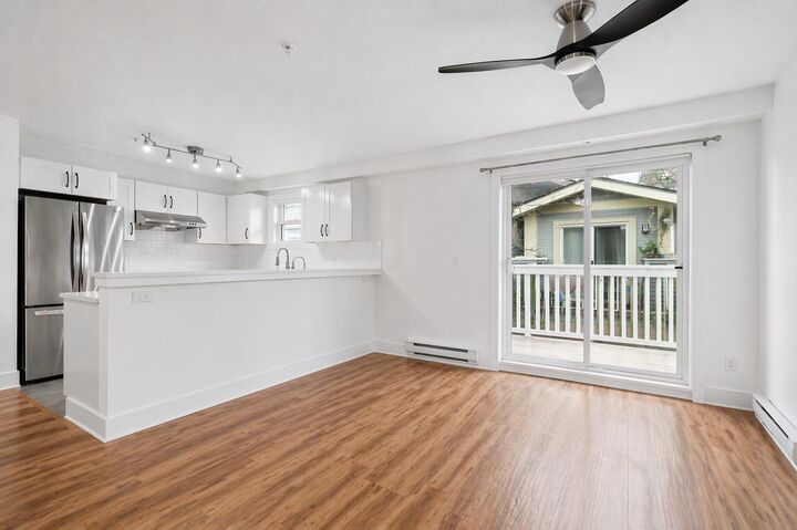 Property Photo:  7428 Southwynde Avenue 30  BC V3N 0A1 