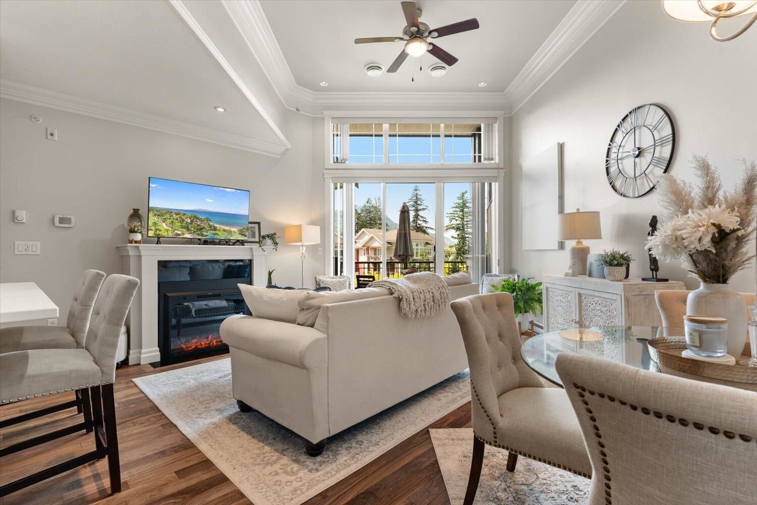 Property Photo: 45595 Tamihi Way 409C BC V2R 0G3