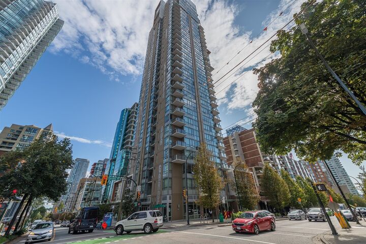 Property Photo:  1308 Hornby Street 2402  BC V6Z 0C5 