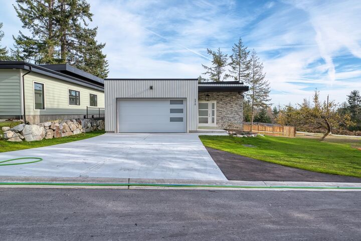 Property Photo:  5410 Stellar Way  BC V7Z 0M3 