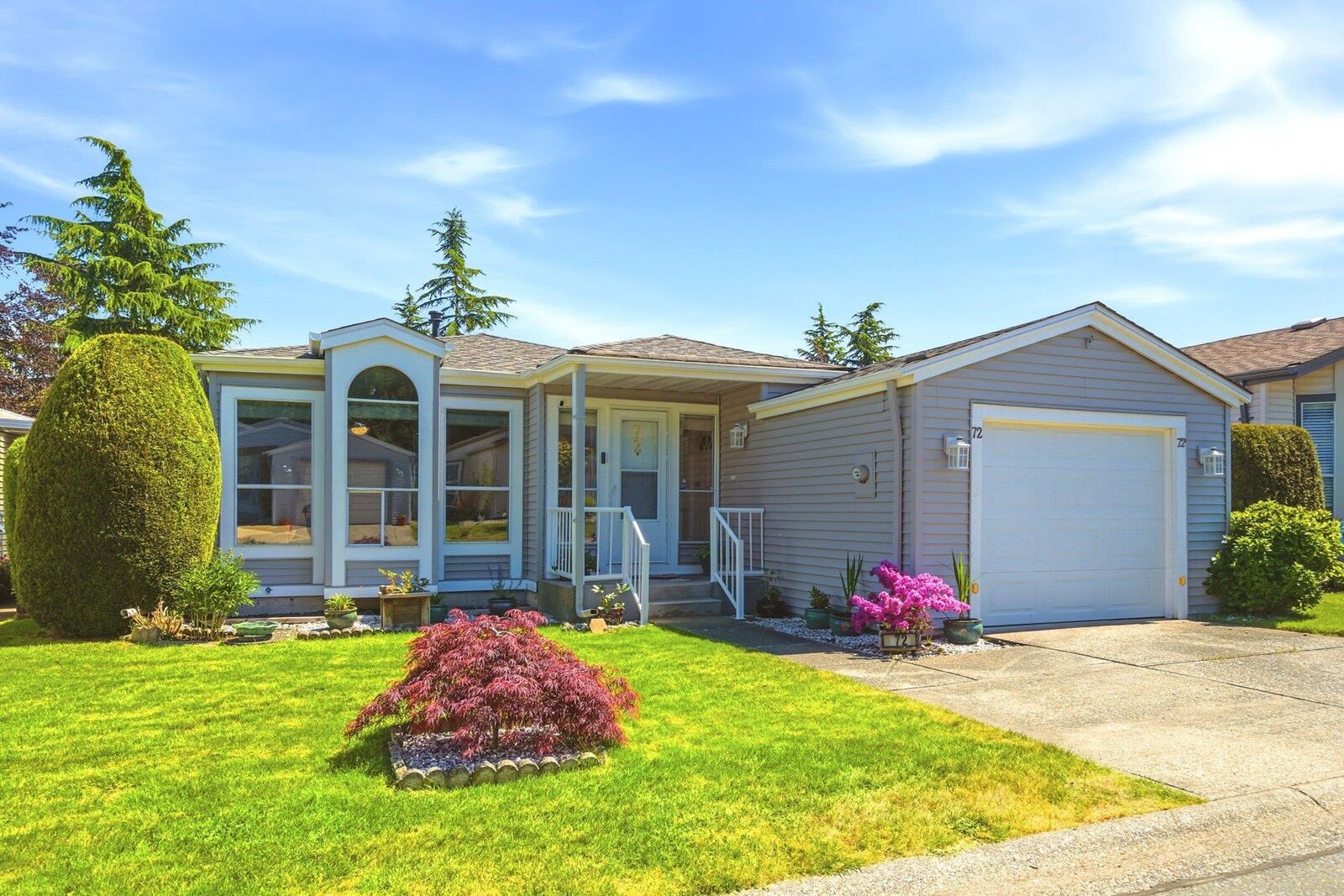 Property Photo:  2345 Cranley Drive 72  BC V4A 9G5 