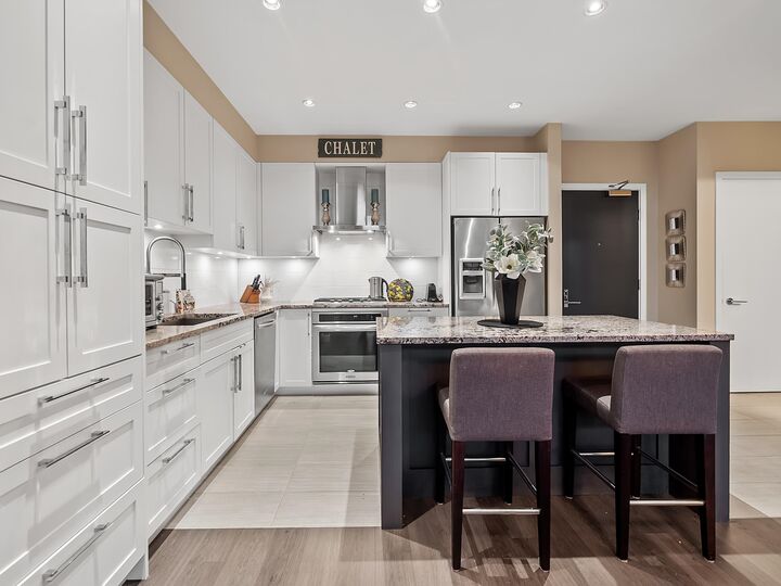 Property Photo:  15360 20 Avenue 412  BC V4A 2A3 