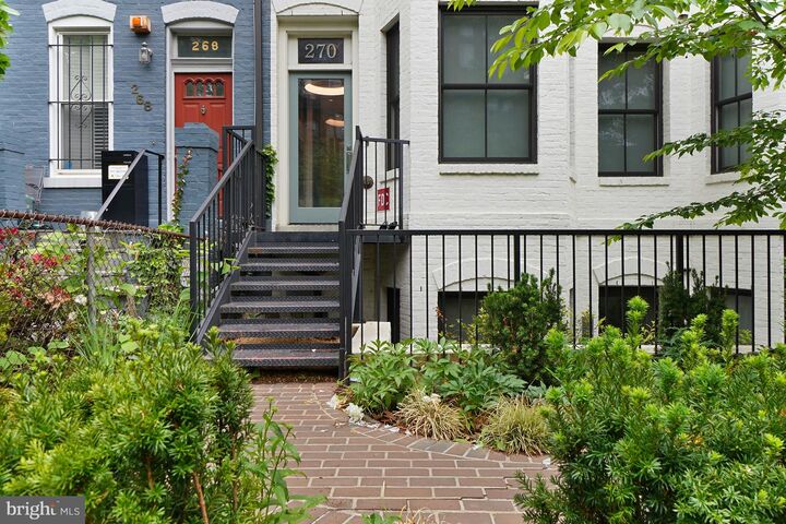 Property Photo:  270 15th Street SE 202  DC 20003 