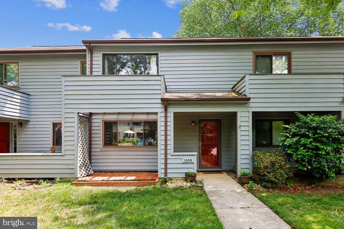 Property Photo: 1059 Cedar Ridge Court MD 21403