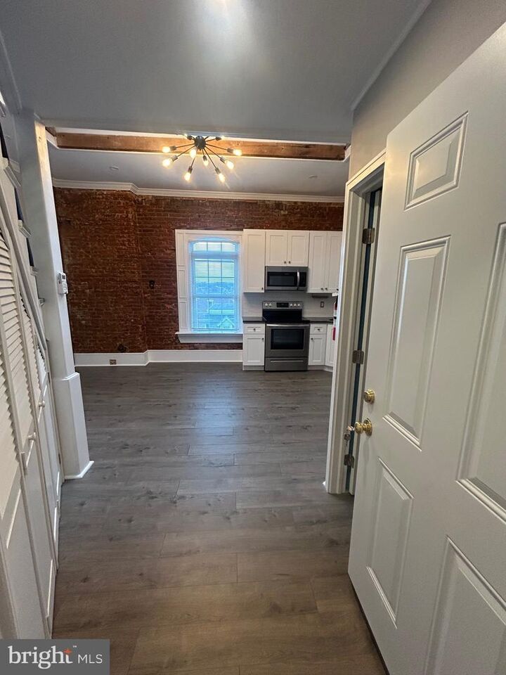Property Photo: 13 N 4th Ave 17 PA 19468