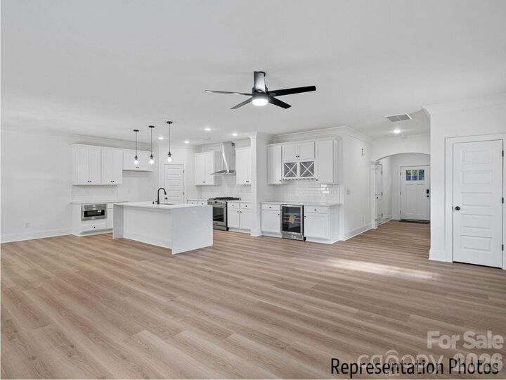 Property Photo: 1238 N Sharon Amity Road NC 28211