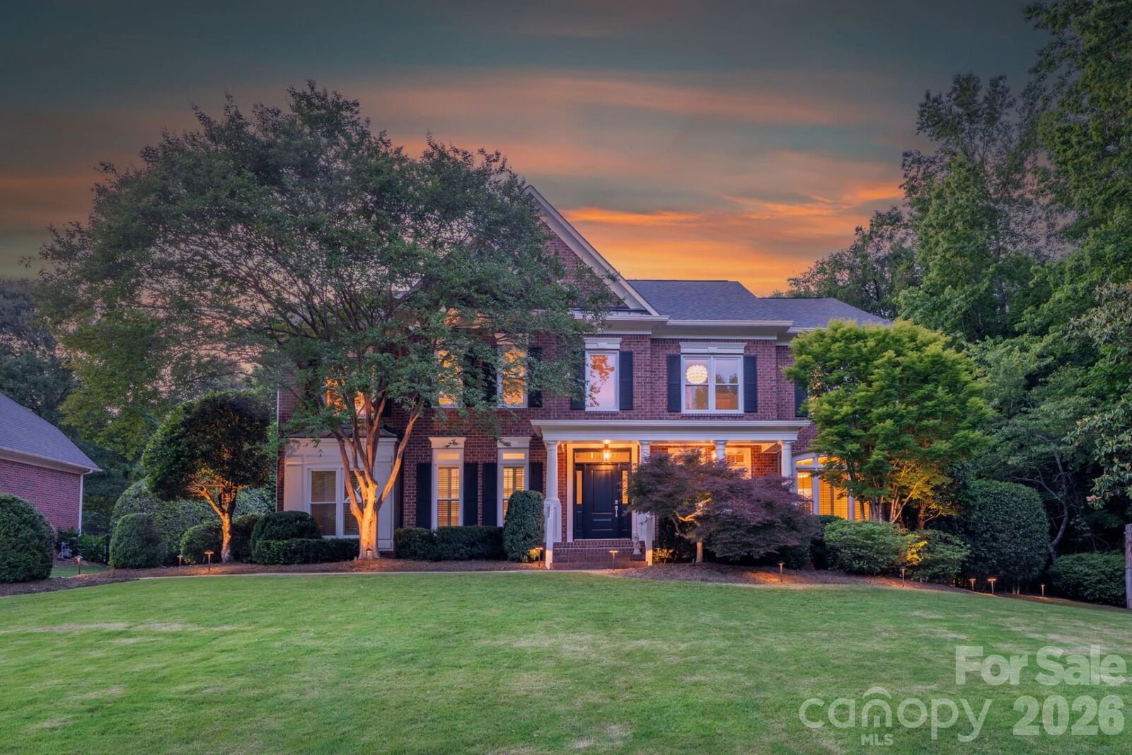 Property Photo:  7810 Stonehaven Drive  NC 28173 