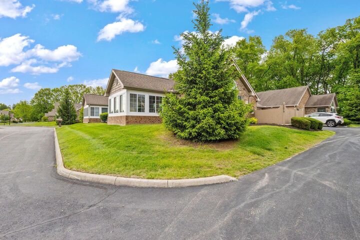 Property Photo: 5673 White Goose Road OH 43081