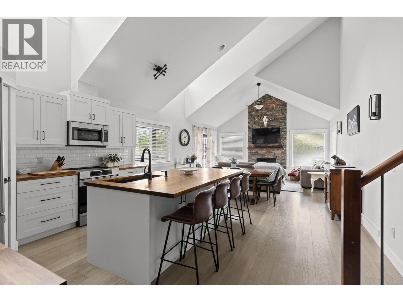 Property Photo:  2079 Shelby Crescent  BC V4T 3A9 