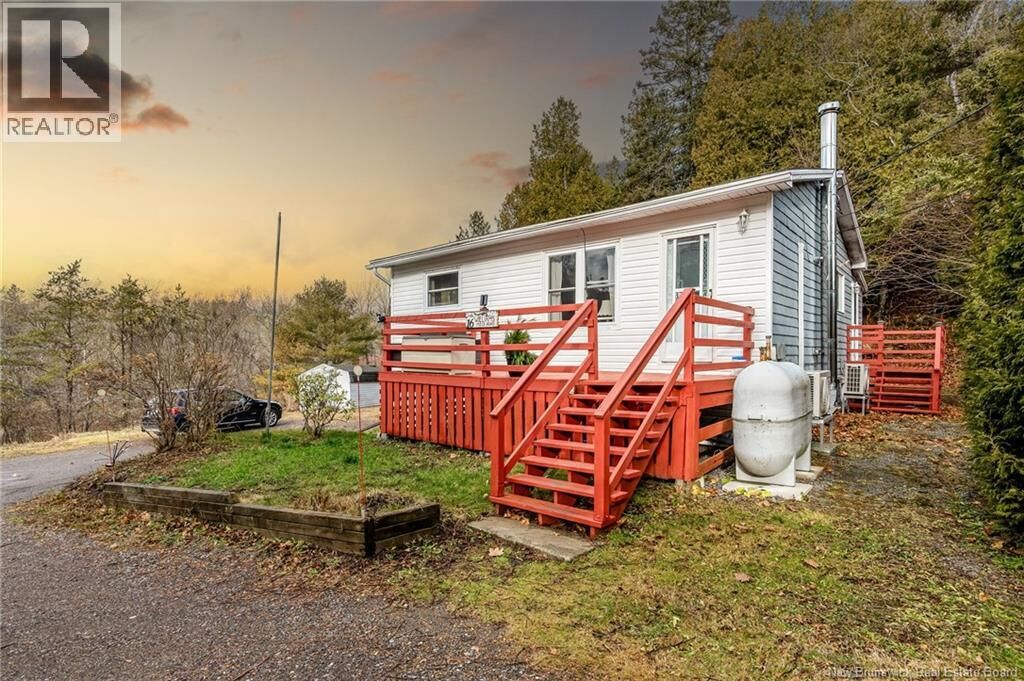 Property Photo:  16 Field Road  NB E2M 6B2 