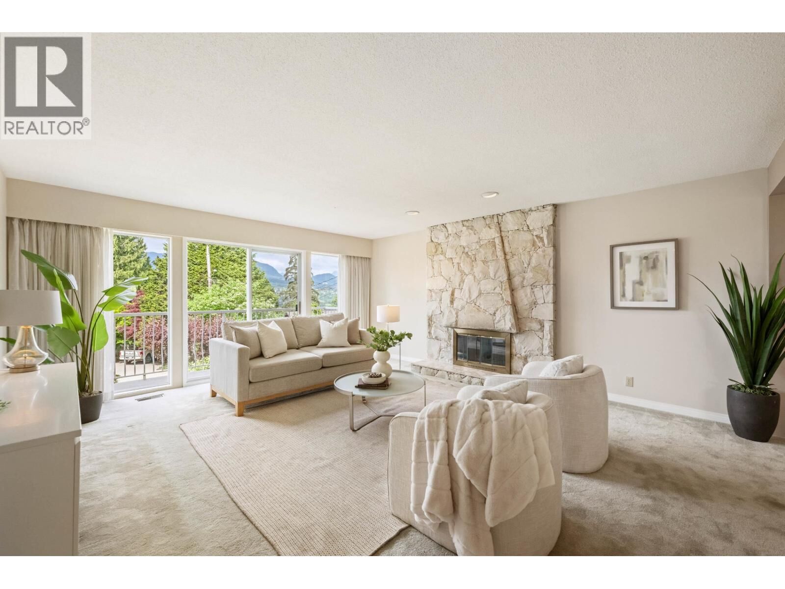 Property Photo:  2322 Huron Drive  BC V3J 6Y6 