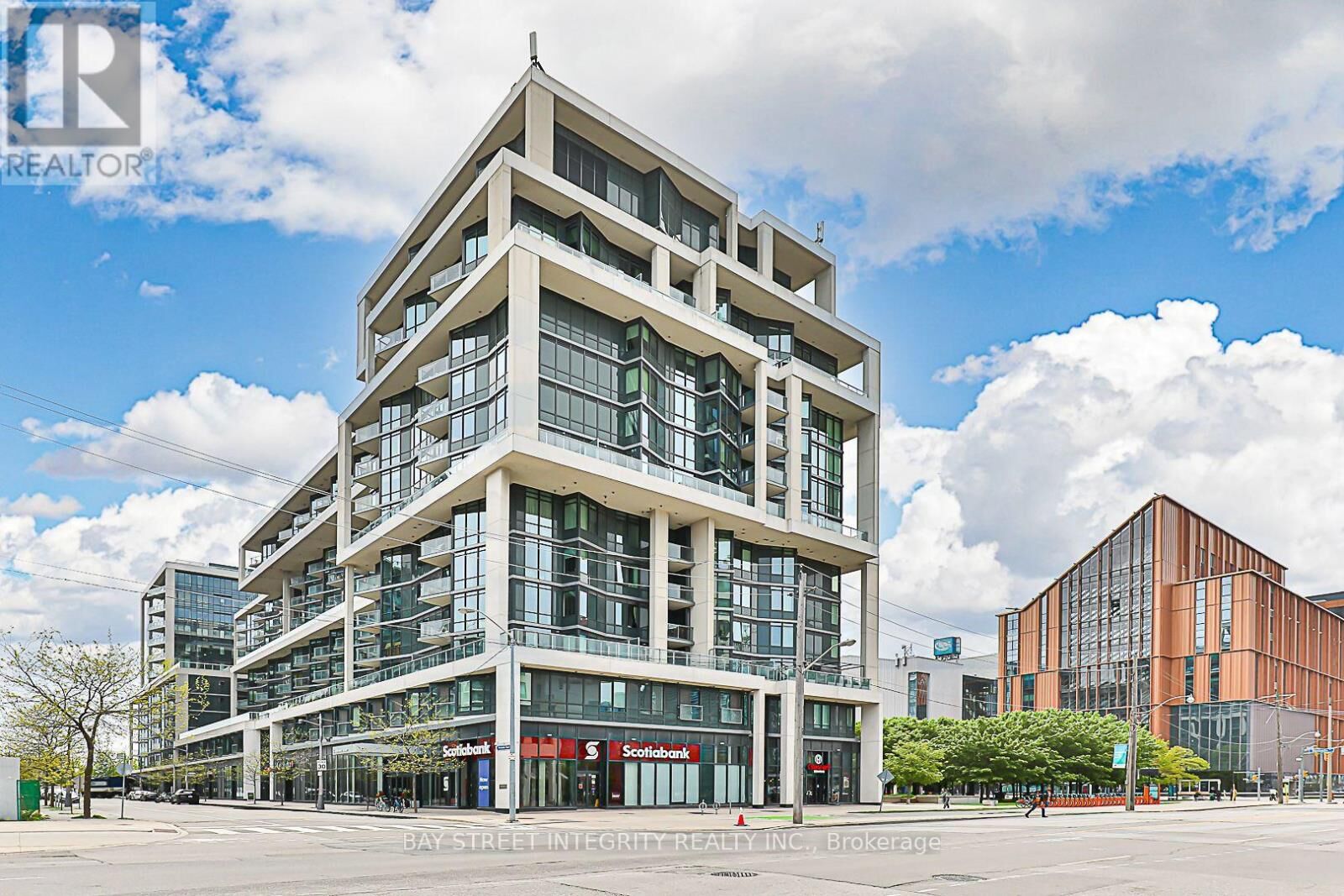 Property Photo:  15 Merchants' Wharf 405  ON M5A 0N8 