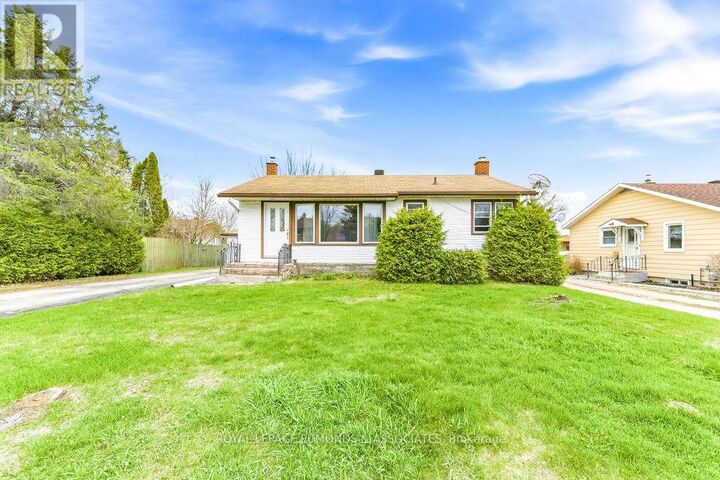Property Photo:  1211 Zadow Street  ON K8A 6W8 