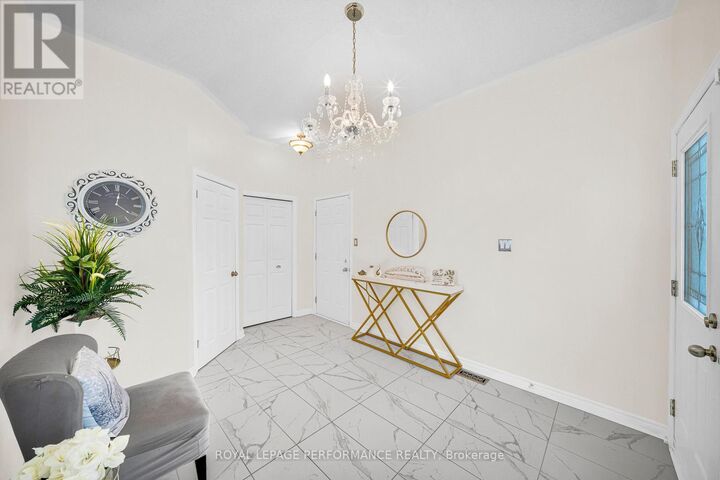 Property Photo:  292 Rustic Hills Crescent  ON K4A 5A5 