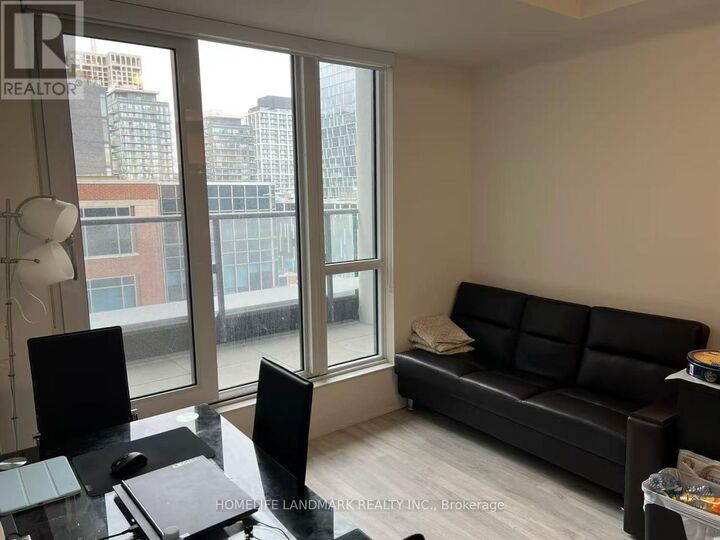 Property Photo:  70 Princess Street 901  ON M5A 0X6 
