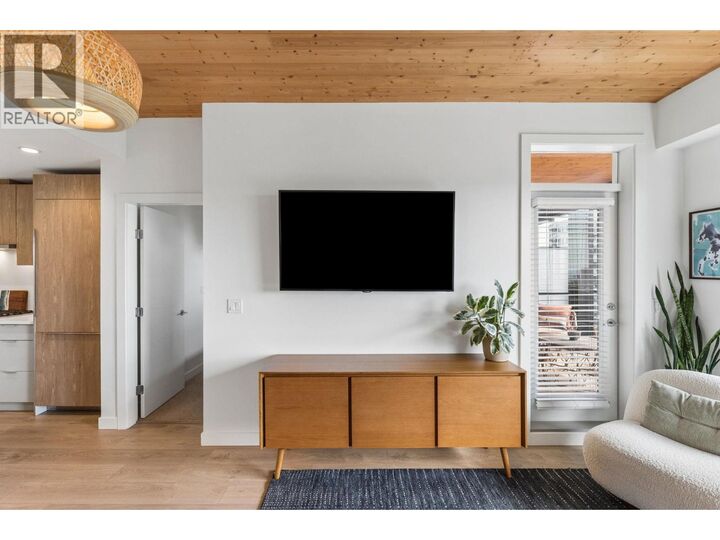 Property Photo:  108 East 8th Street 603  BC V7L 0H1 