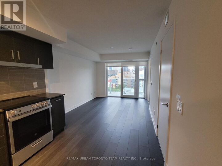 Property Photo:  219 Dundas Street East 1609  ON M5A 0V1 