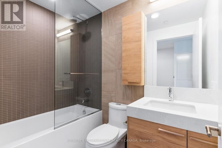 Property Photo:  200 Redpath Avenue Ph05  ON M4P 0E6 